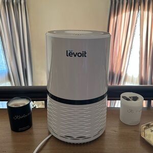 NEW LEVOIT AIR PURIFIER